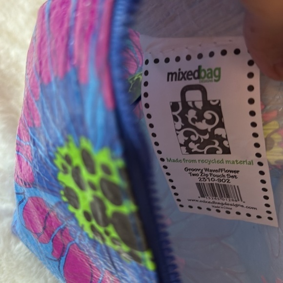 Mixedbag Flowers Design Pouch - Picture 3 of 5